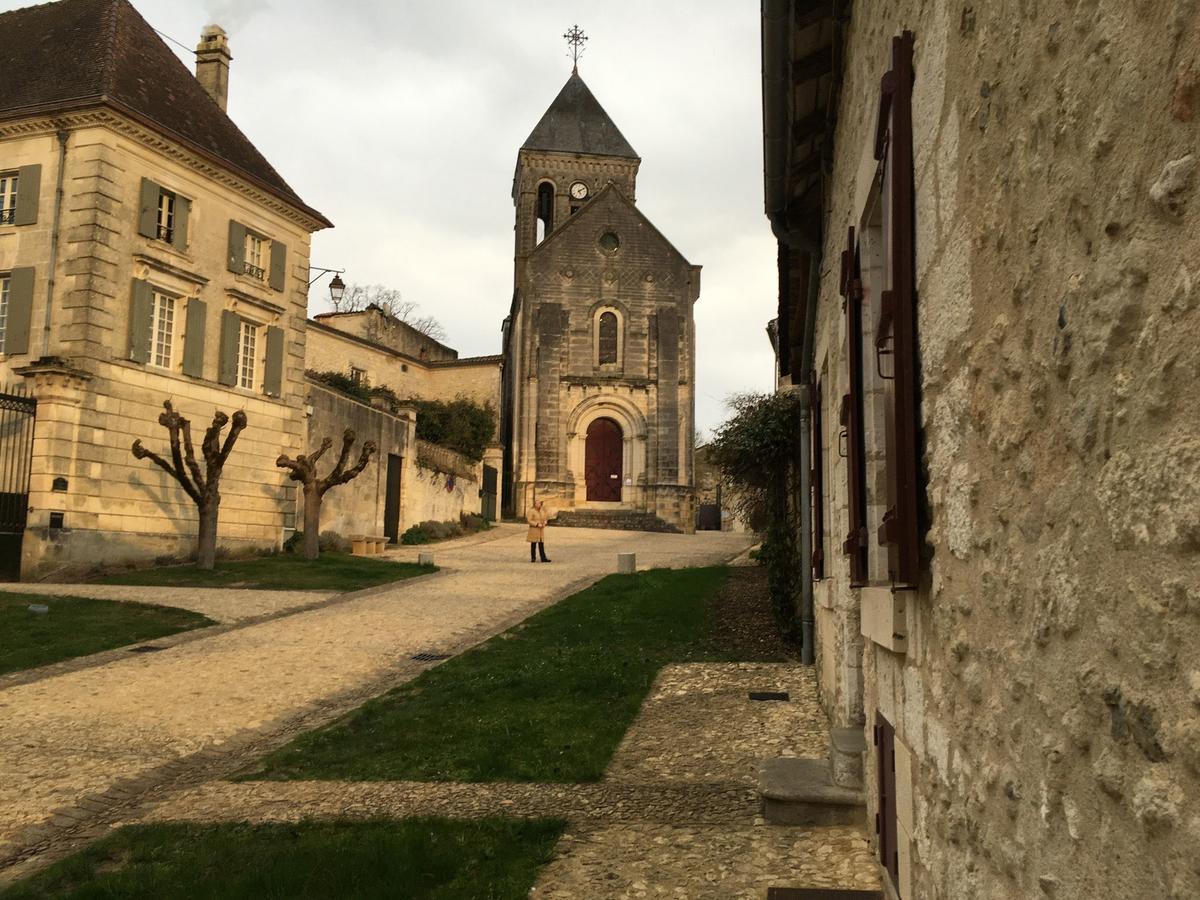 Au Pied Du Chateau Bourdeilles Dış mekan fotoğraf